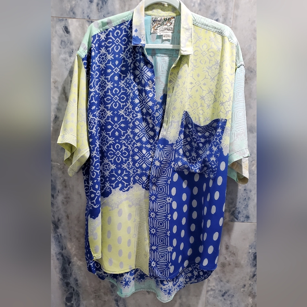 Men's Vintage Climate Batik Short Sleeve Shirt